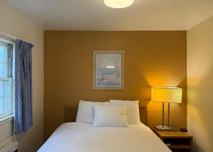 Sunrise Motor Motel