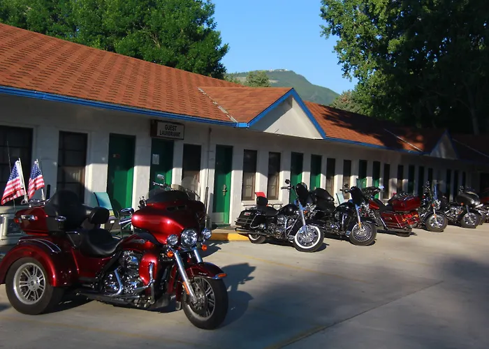 Motel Sunrise Motor 2*
